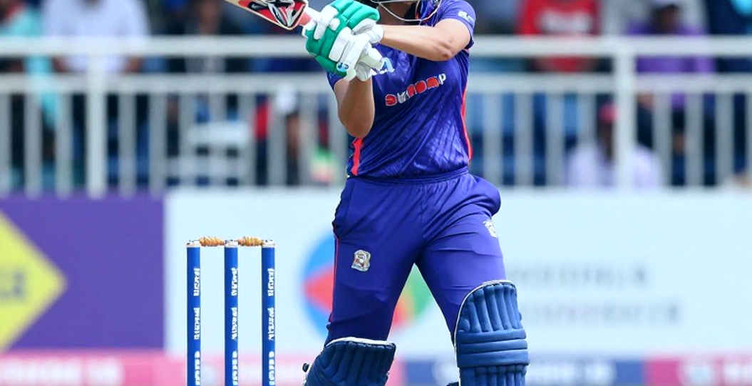নিলামের হলঘর আর ফাঁকা গ্যালারি: এশিয়ার ক্রিকেটে দাম কীভাবে নীরবতা লেখে