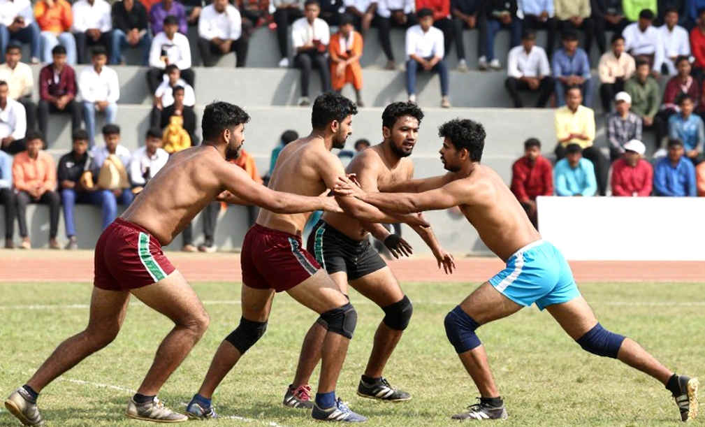 তৃতীয় লেনের সেমিফাইনাল: ভারতের অপরাজিত ছন্দের ভেতরে ওই পঁচাত্তর মিনিট